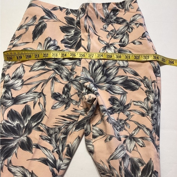 Leith Pink Floral Pattern pants Size Small - Picture 8 of 11